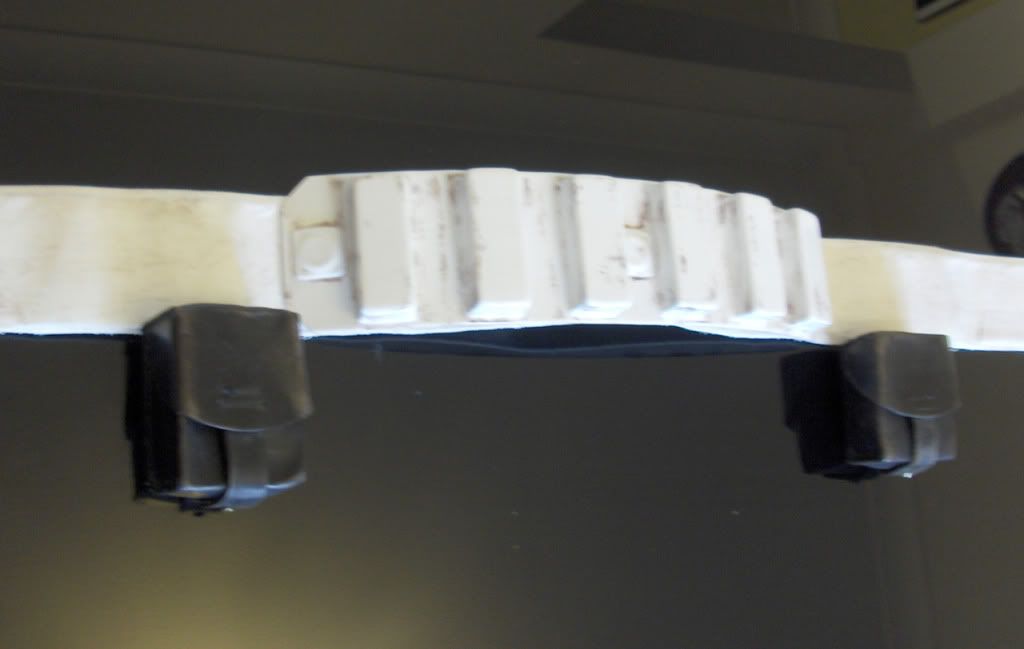 Attaching Spanish Pouches. Pouches, Pauldrons, and other Accessories Mos Eisley Police